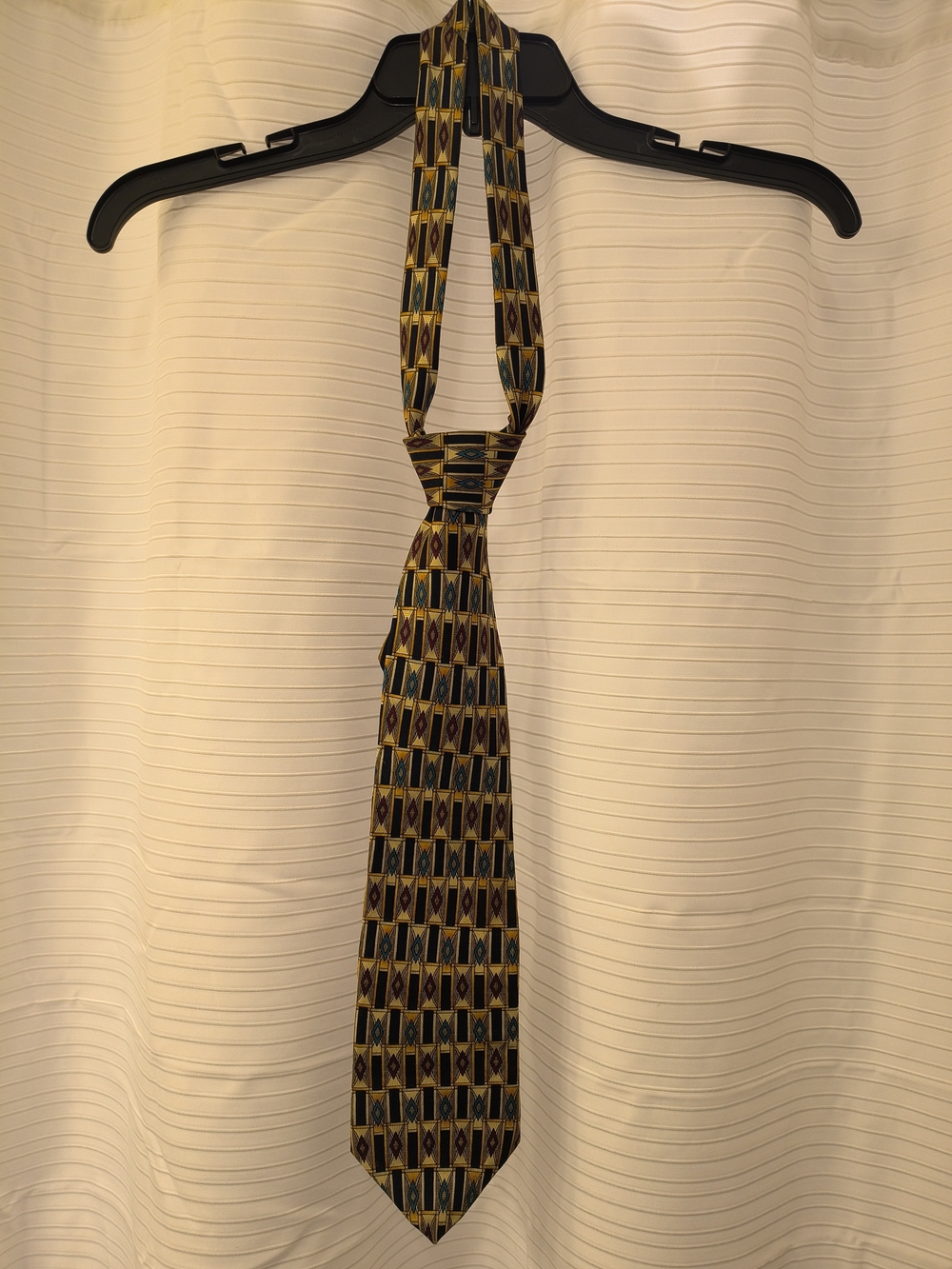 Geometric Pattern Men's Tie in Gold, Blue and Burgundy